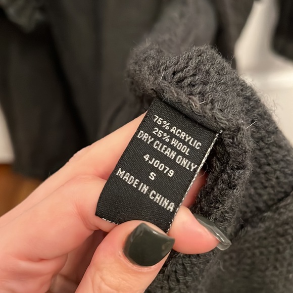 Cecico Knit Cardigan w/ Fur Trim - Picture 6 of 8